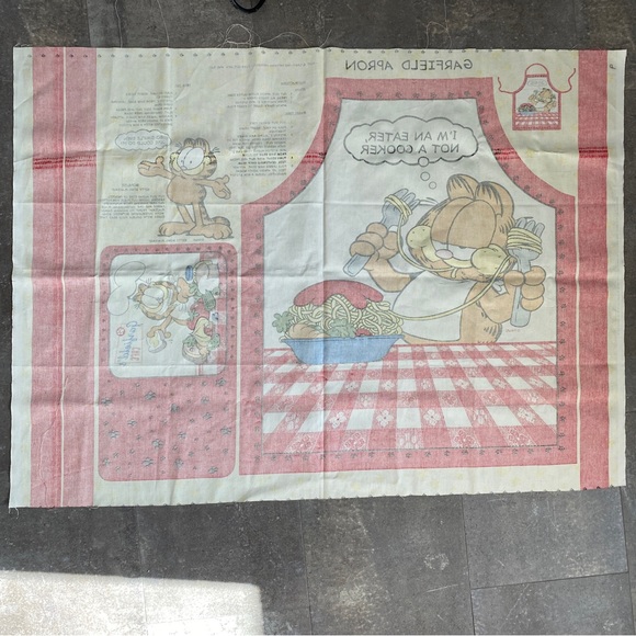 Vintage Garfield Uncut Apron Pattern Fabric - Picture 6 of 6
